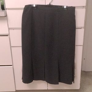 Jones Studio separates 18w black skirt